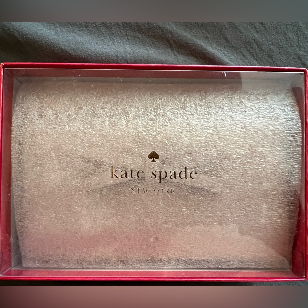 KATE SPADE PINK WALLET NWT/NWB